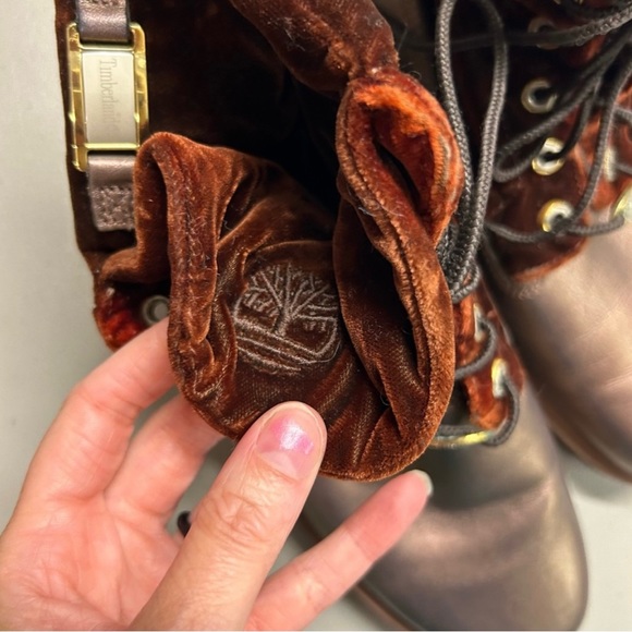 Timberland Velvet Boots Bronze Leather Lug Sole Gold Hardware Womens Size 8.5 - Picture 8 of 8